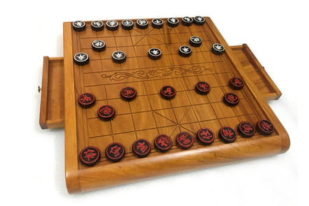 Bàn cờ tướng cuốn thư hoa mai, quân gỗ trắc